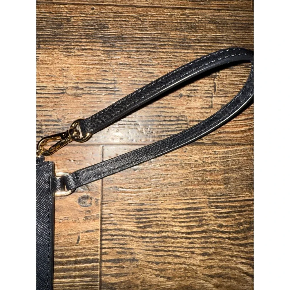 Michael Kors Black Saffiano Leather Zip Card Case‎ Wallet Lanyard
